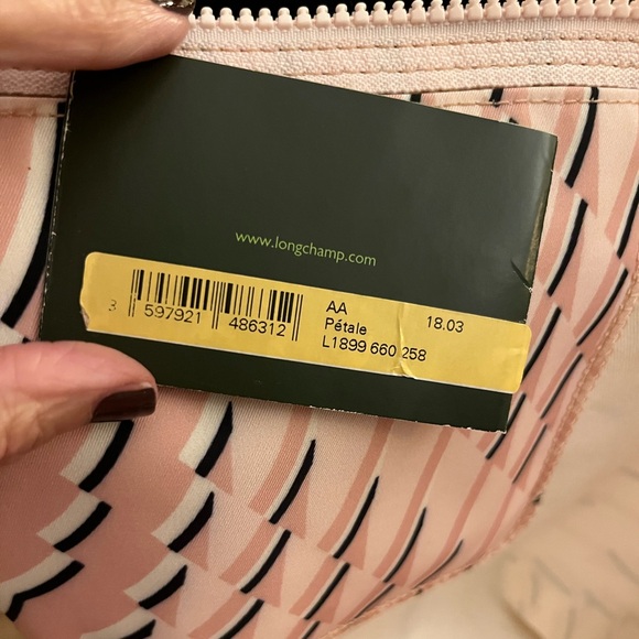 Longchamp tote  👜- like new - Picture 8 of 11